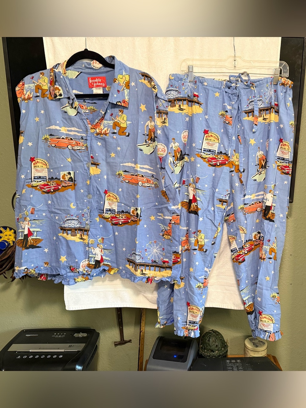 Hard to find! Sleeveless 2 Piece FRANKIE & JOHNNY pajama set long pants.Unisex